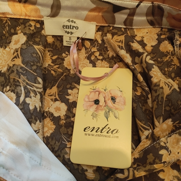 NWT Entro Floral Patterned Blouse in Orange and Brown - Picture 5 of 6